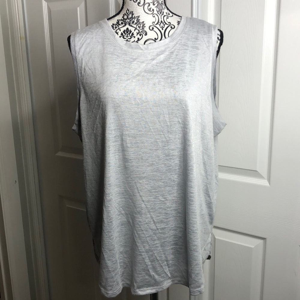 Danskin Gray Lightweight Sleeveless Shirt Workout Athletic XL